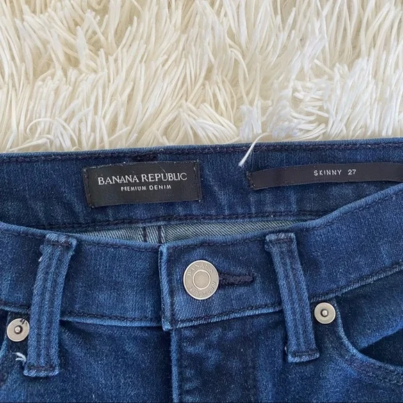 Banana Republic Layla Dark Wash Jeans - Picture 2 of 4